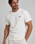 T-shirt oversize con rosa bianco sporco